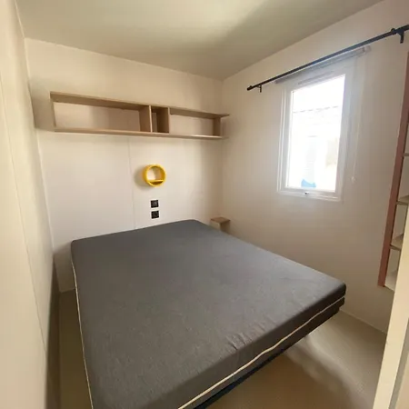 Emplacement Exceptionnel Et Rare Sur La Plage! Campingplatz